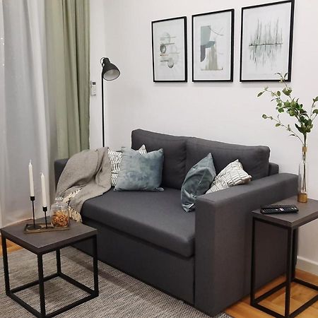 Nina Studio Apartment Bijeljina Exteriör bild